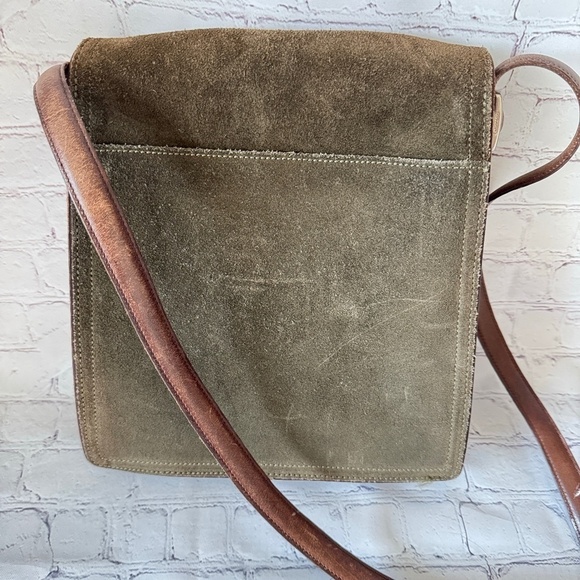 Rare Vintage Coach Olive Suede Leather Crossbody Bag - Picture 3 of 13